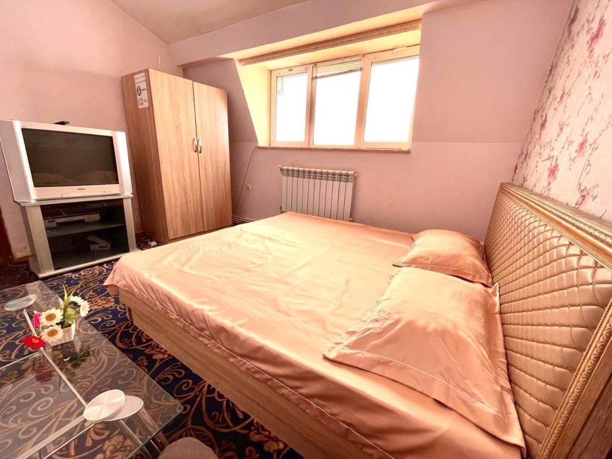 Crystal Villa Hotel Jereván Kültér fotó